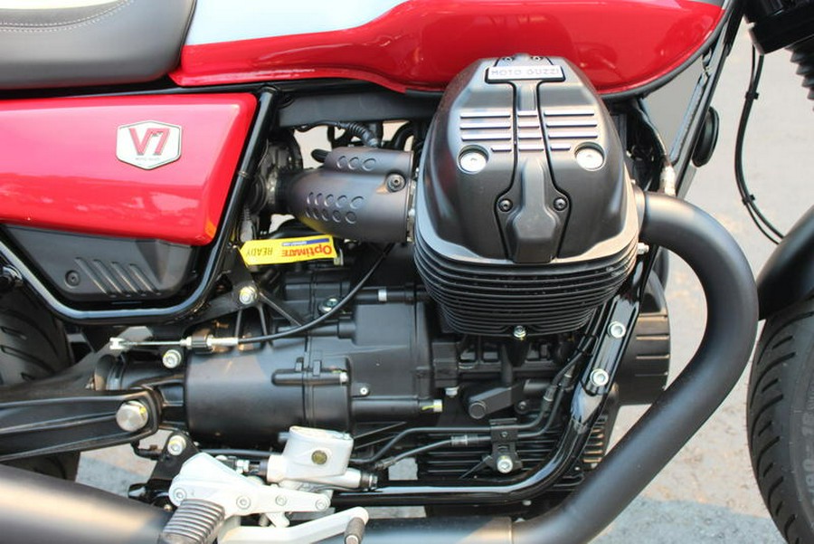 2024 Moto Guzzi V7 Stone Corsa