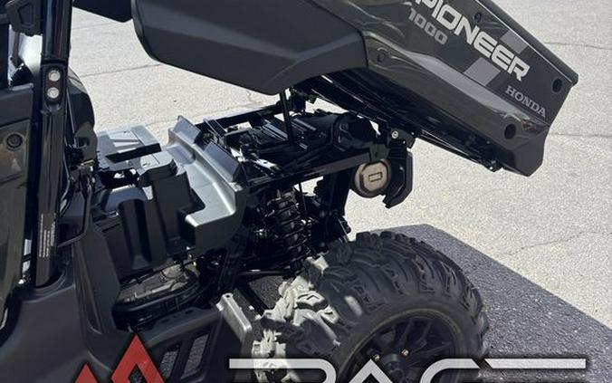 2025 Honda® Pioneer 1000 Deluxe