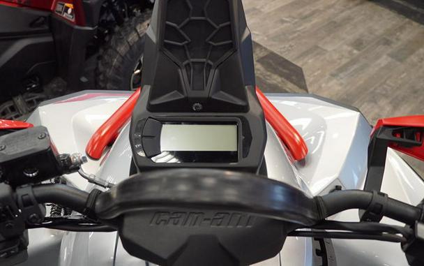 2026 Can-Am® Renegade X mr 1000 R Hyper Silver & Legion Red