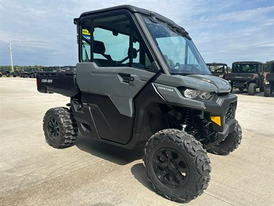 2027 Can-Am Defender DPS CAB HD9