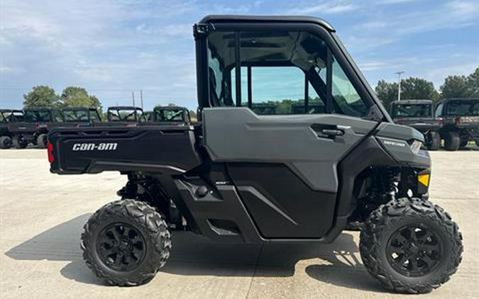 2027 Can-Am Defender DPS CAB HD9
