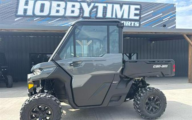2027 Can-Am Defender DPS CAB HD9