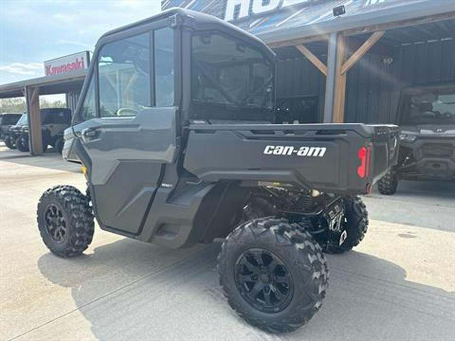 2027 Can-Am Defender DPS CAB HD9