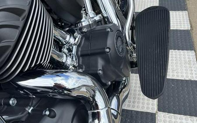 2023 Indian Motorcycle® Super Chief® ABS Black Metallic