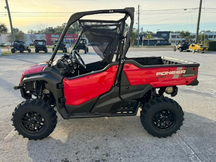 2024 Honda® Pioneer 1000 Deluxe