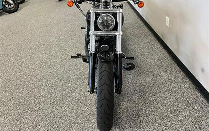 2015 Harley-Davidson Breakout®