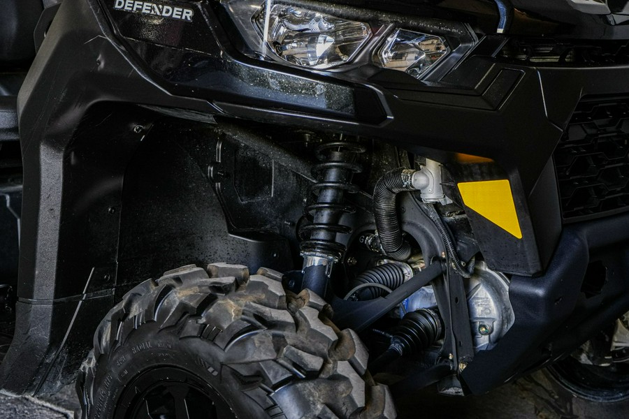 2023 Can-Am Defender DPS HD10