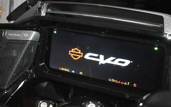 FLTRXSTSE 2025 CVO™ Road Glide™ ST