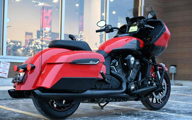 2023 Indian Motorcycle® Challenger® Dark Horse® Indy Red / Black Metallic