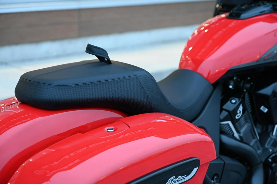 2023 Indian Motorcycle® Challenger® Dark Horse® Indy Red / Black Metallic