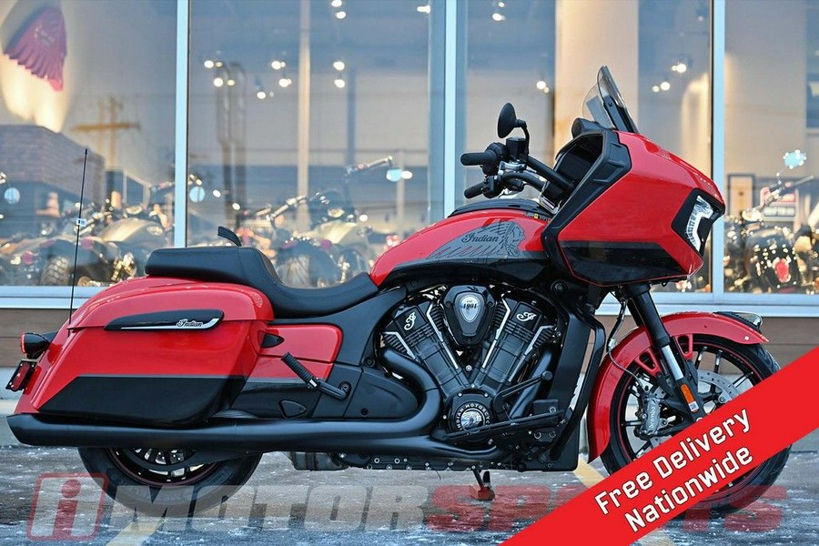 2023 Indian Motorcycle® Challenger® Dark Horse® Indy Red / Black Metallic