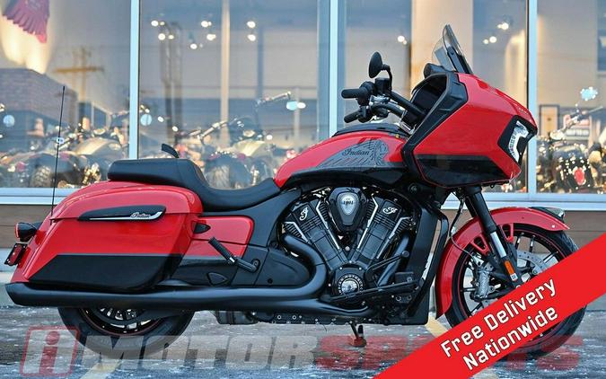 2023 Indian Motorcycle® Challenger® Dark Horse® Indy Red / Black Metallic