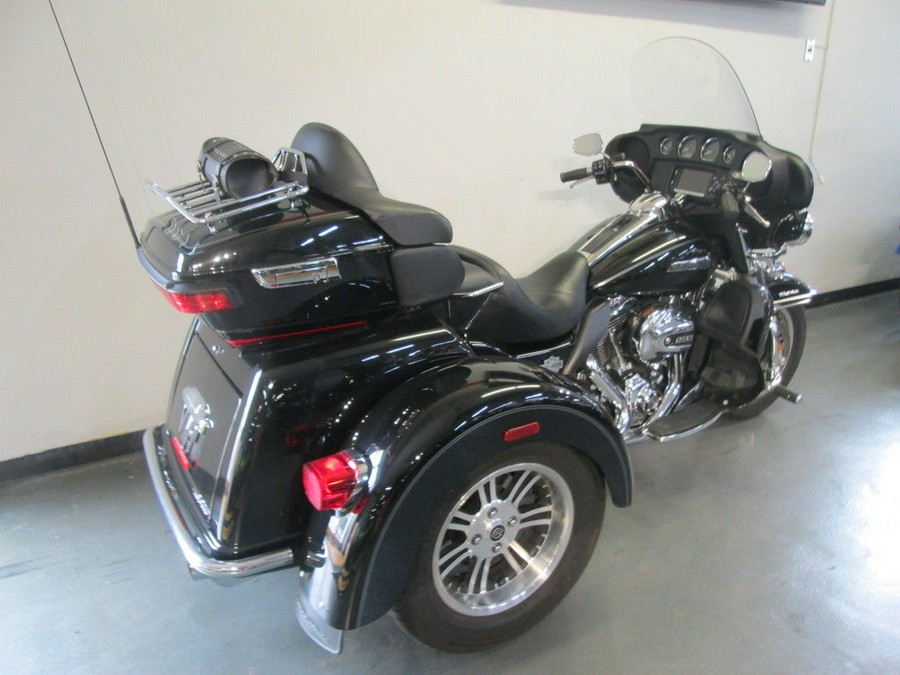 2014 Harley-Davidson® FLHTCUTG - Tri Glide® Ultra