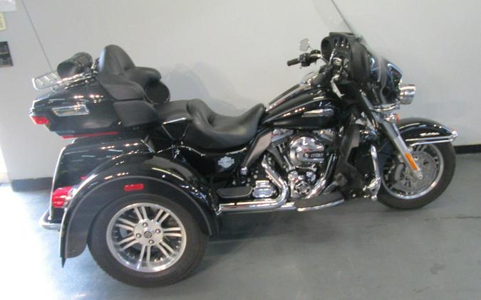 2014 Harley-Davidson® FLHTCUTG - Tri Glide® Ultra