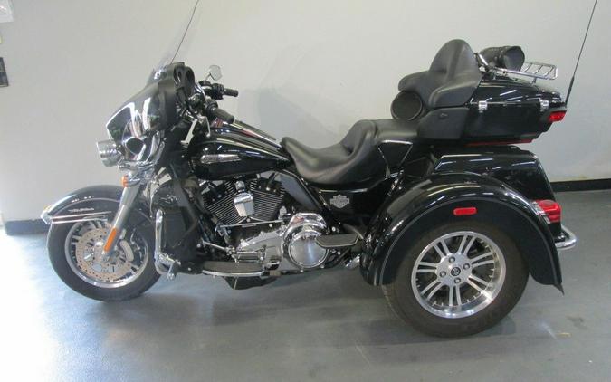 2014 Harley-Davidson® FLHTCUTG - Tri Glide® Ultra