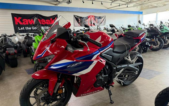 2025 Honda CBR500R ABS