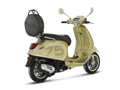 2021 Vespa Primavera 50 75th