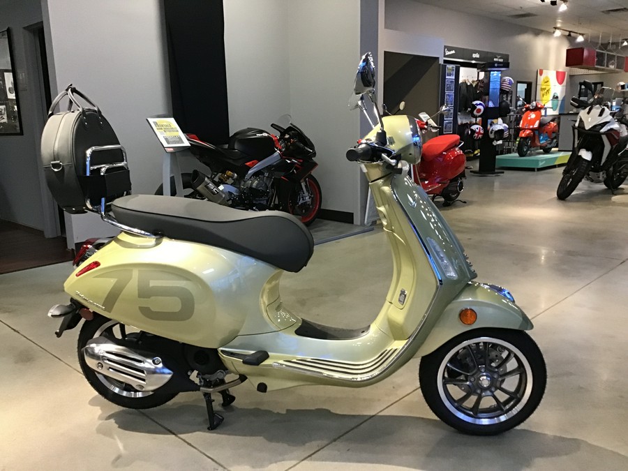 2021 Vespa Primavera 50 75th