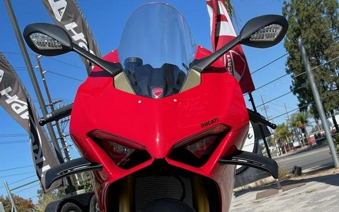 2024 Ducati Panigale V4 S Red