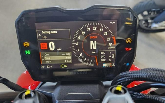 2024 Ducati Streetfighter V4 Red