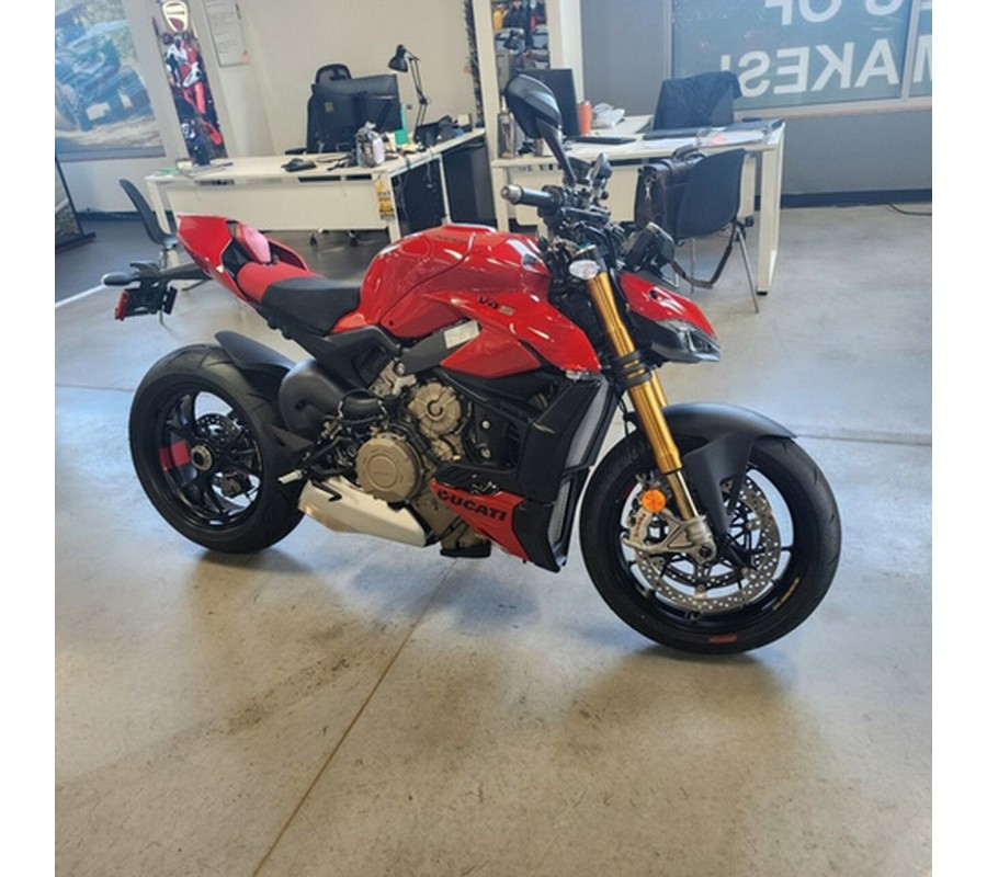 2024 Ducati Streetfighter V4 Red