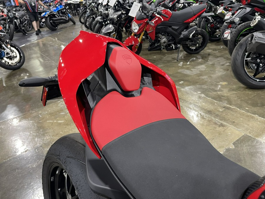 2024 Ducati PANIGALE V4 S