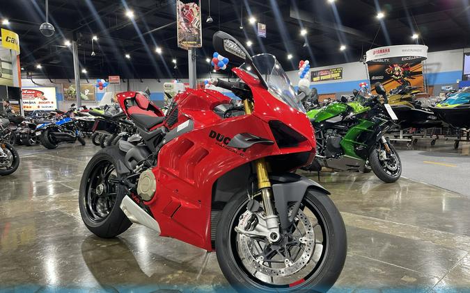 2024 Ducati PANIGALE V4 S