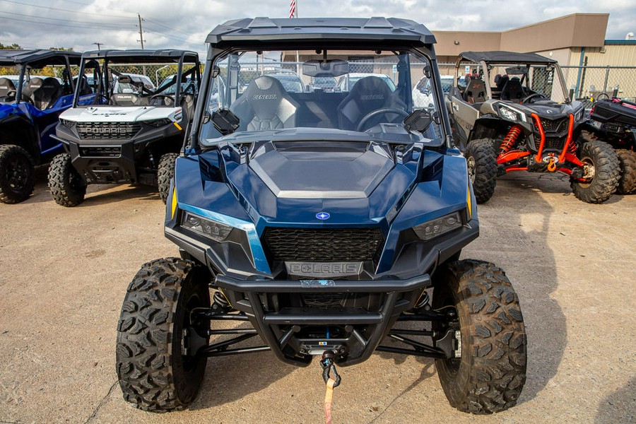 2022 Polaris® General 1000 Deluxe