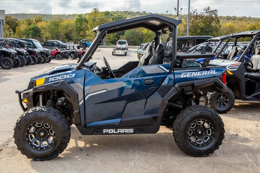 2022 Polaris® General 1000 Deluxe