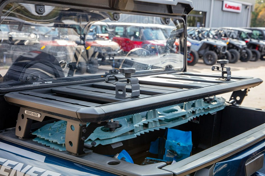 2022 Polaris® General 1000 Deluxe