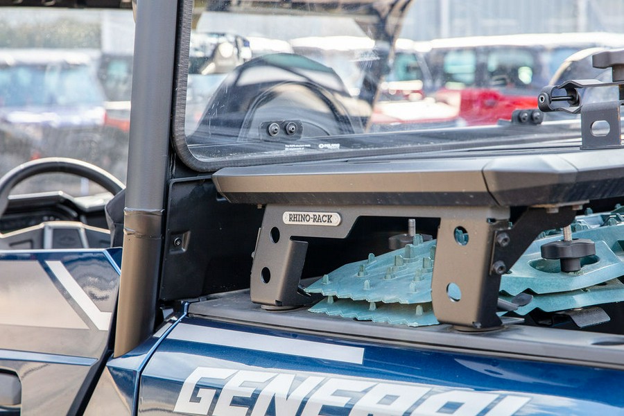 2022 Polaris® General 1000 Deluxe