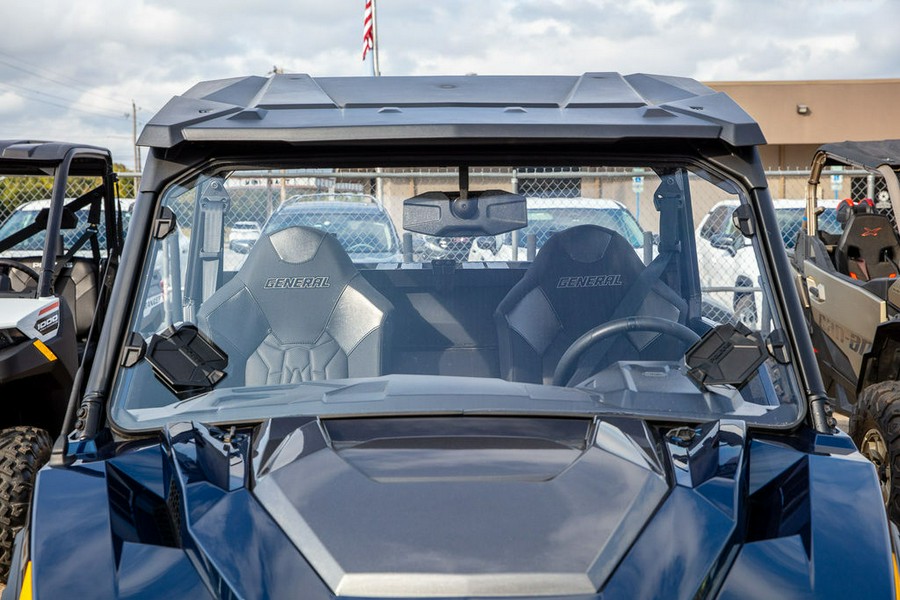 2022 Polaris® General 1000 Deluxe