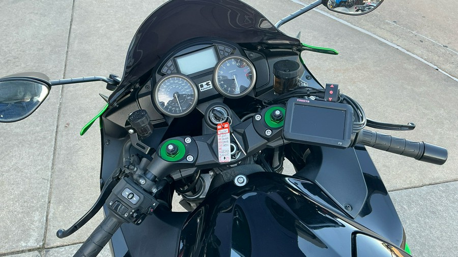 2020 Kawasaki Ninja® ZX™-14R ABS