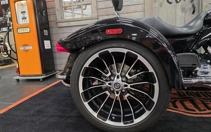 2024 Harley-Davidson® FLTRT - Road Glide® 3