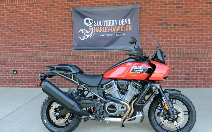2026 Harley-Davidson® Pan America® 1250 Special Blood Orange Black Cast Wheels