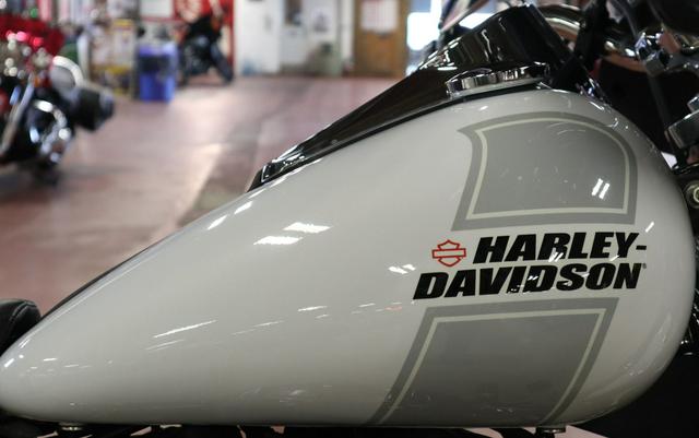 2021 Harley-Davidson Sport Glide®