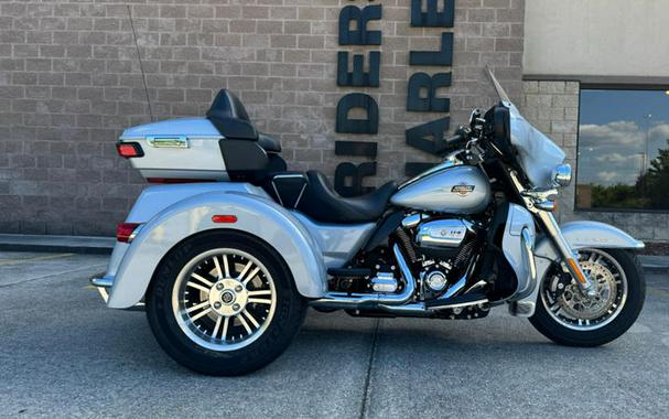 2023 Harley-Davidson® FLHTCUTG - Tri Glide® Ultra