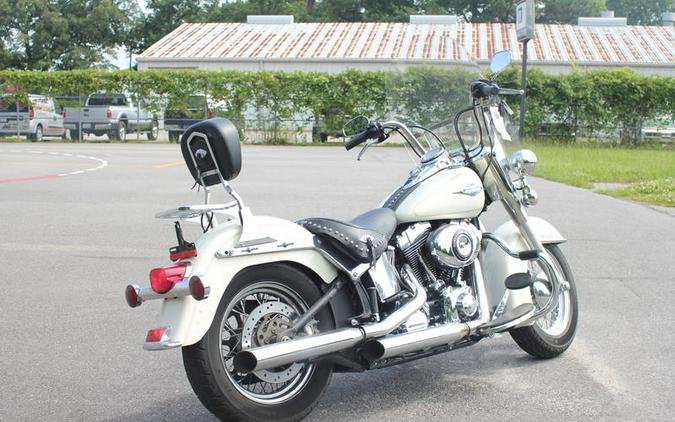 2015 Harley-Davidson® FLSTC - Heritage Softail® Classic