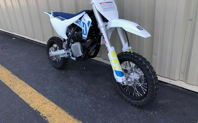 2024 Husqvarna® EE 5