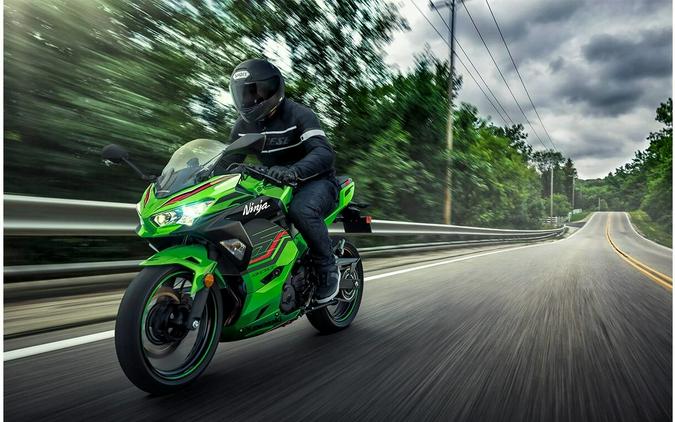 2023 Kawasaki Ninja 400 KRT Edition