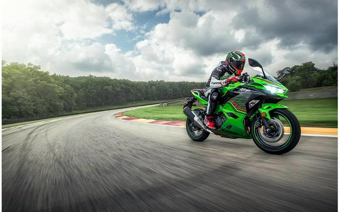 2023 Kawasaki Ninja 400 KRT Edition