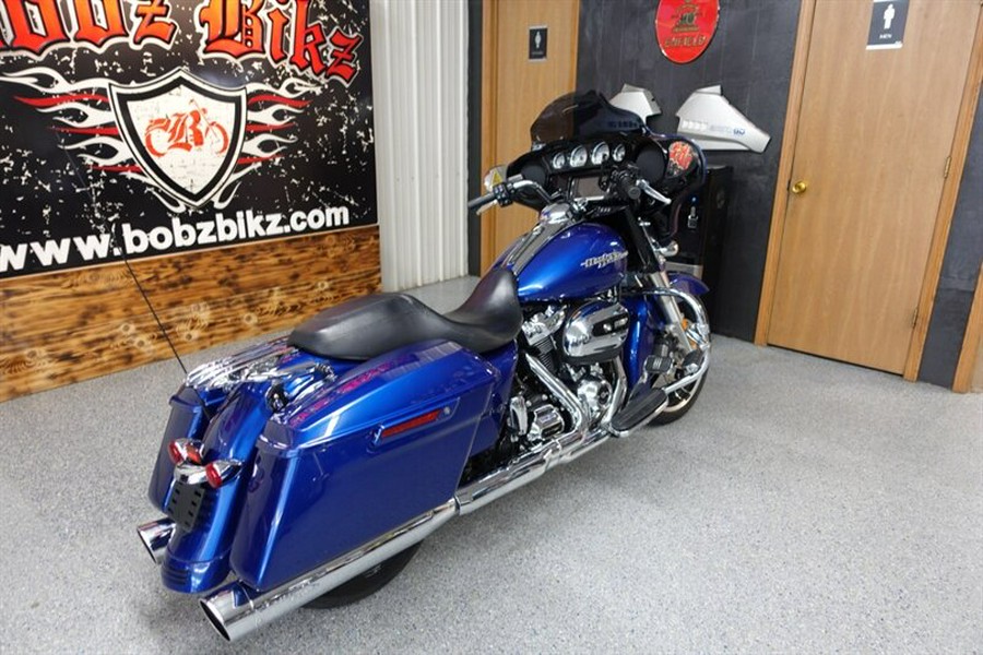 2017 Harley-Davidson Street Glide Special