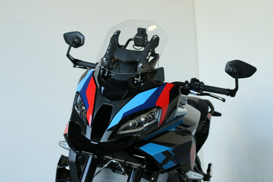2026 BMW M 1000 XR