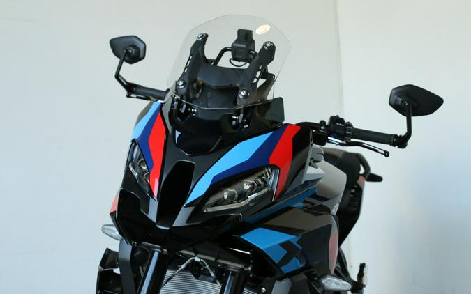 2026 BMW M 1000 XR