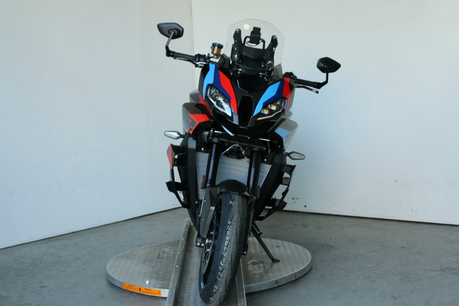 2026 BMW M 1000 XR