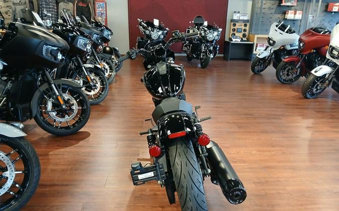 2025 Indian Sport Scout Limited +Tech Black Metallic