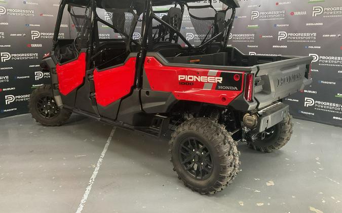 2023 Honda® Pioneer 1000-6 Deluxe Crew