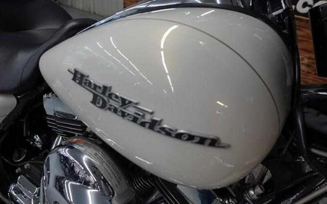 2015 Harley-Davidson Street Glide Special