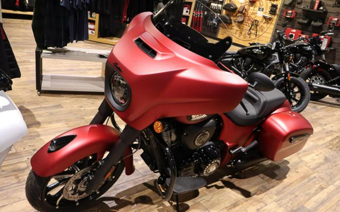 2025 Indian Motorcycle® Chieftain® Dark Horse® Sunset Red Smoke