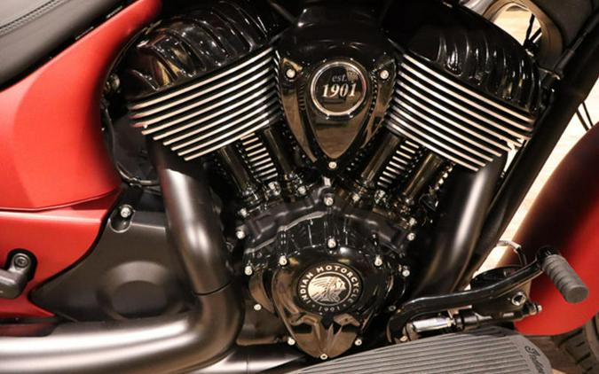 2025 Indian Motorcycle® Chieftain® Dark Horse® Sunset Red Smoke